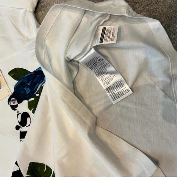 NWT Farm Rio for Levi’s white cropped t-shirt with parrots - Picture 4 of 6